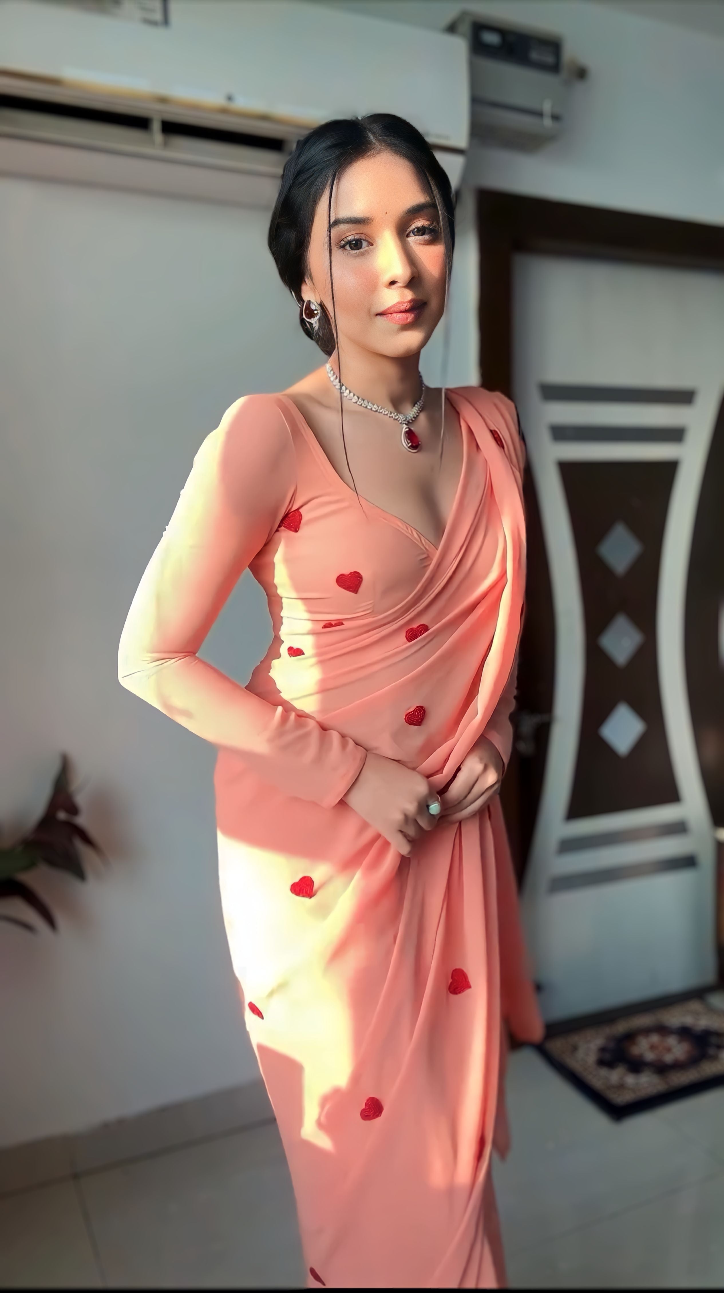 Smashing 1-Minute Ready To Wear Peach Georgette Saree