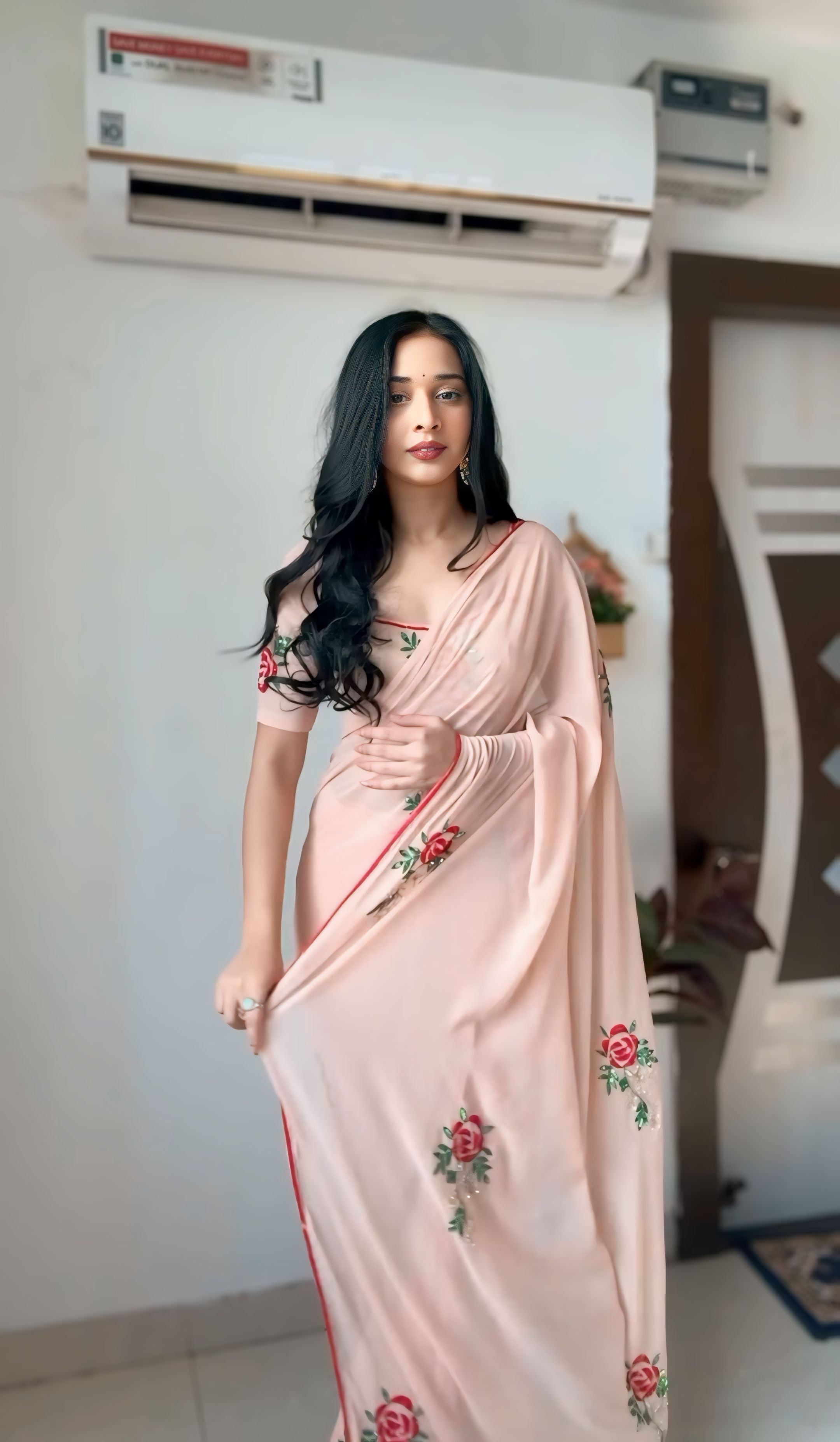 Staring 1-Minute Ready To Wear Peach Georgette Saree