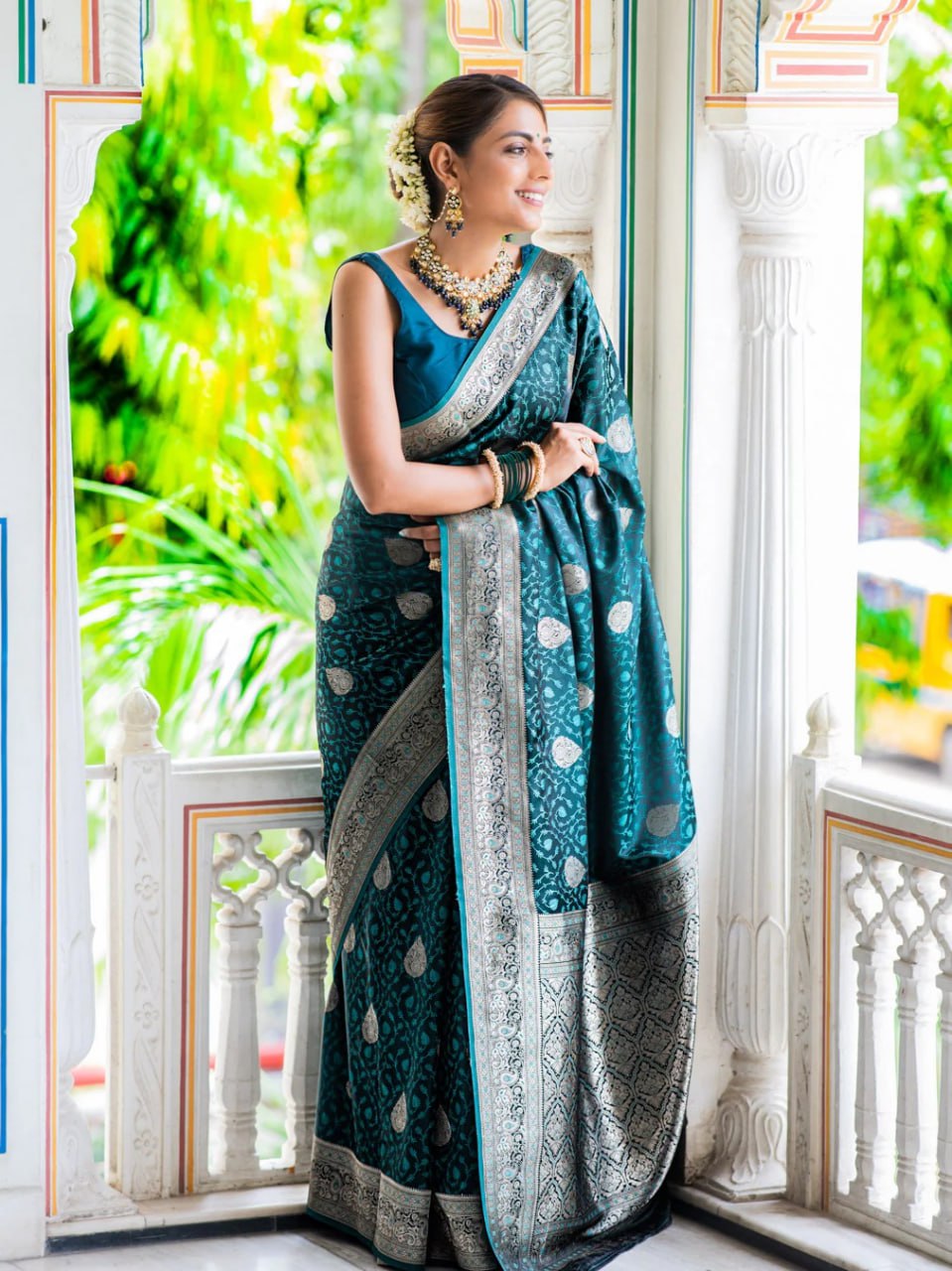 Dark Green Silk Weaving Banarasi Saree