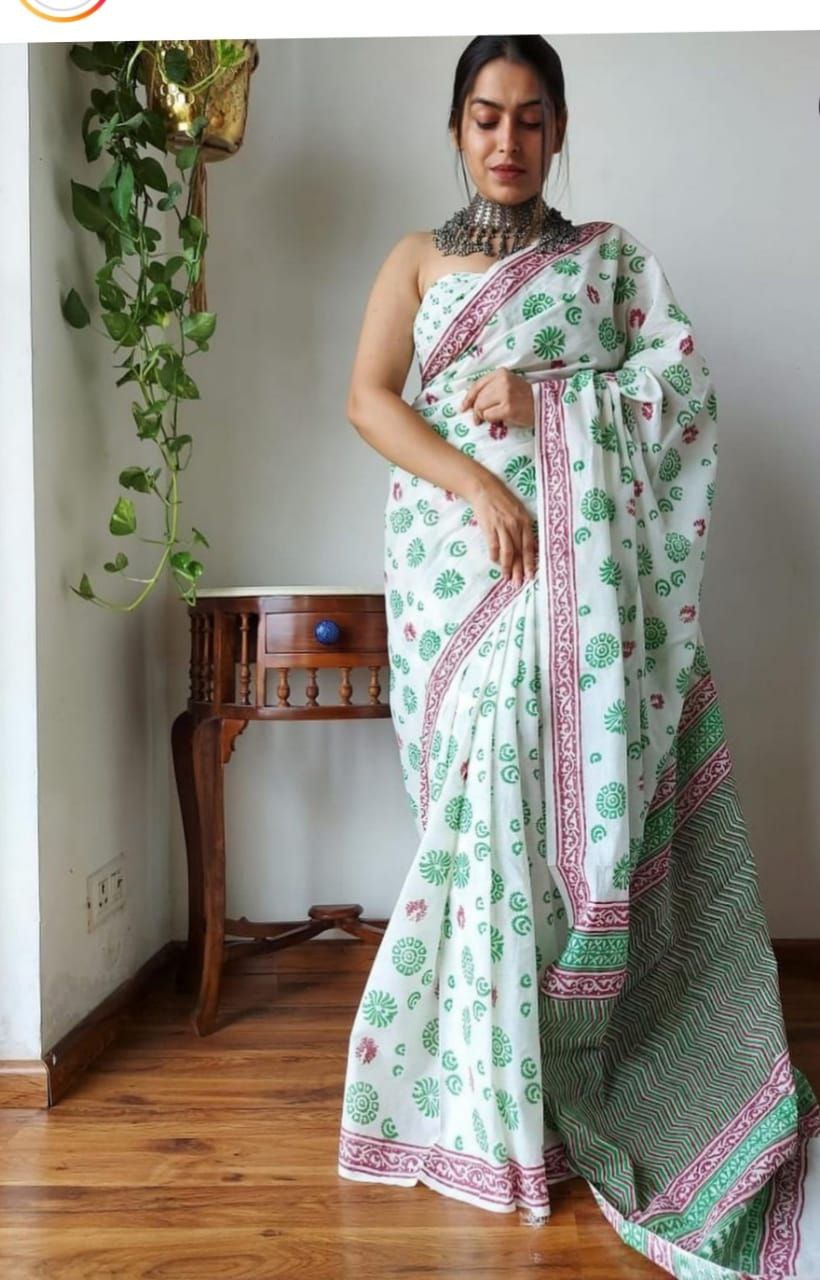 Printed, Floral Print Daily Wear Chiffon Saree