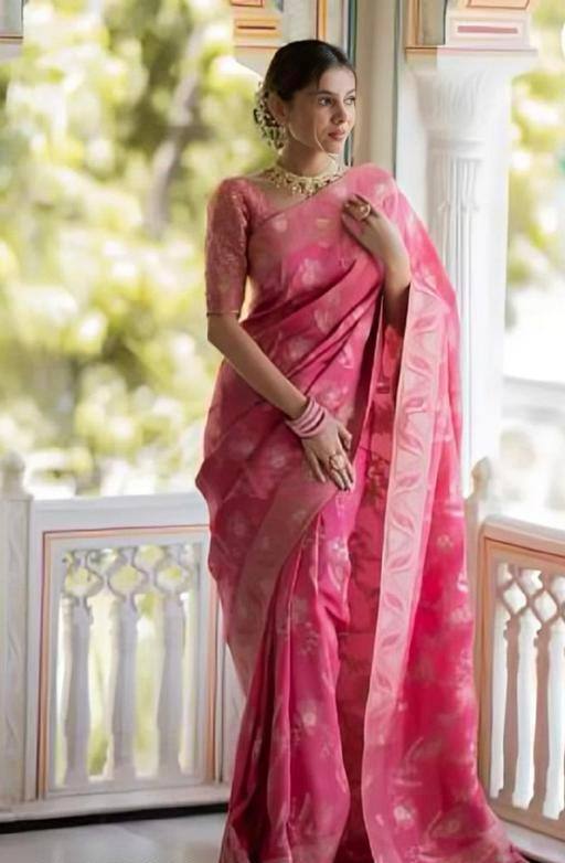 Soft Banarasi Silk Saree With Bewitching Blouse Piece