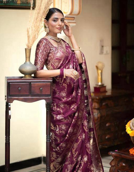 Soft Banarasi Silk Saree With Bewitching Blouse Piece