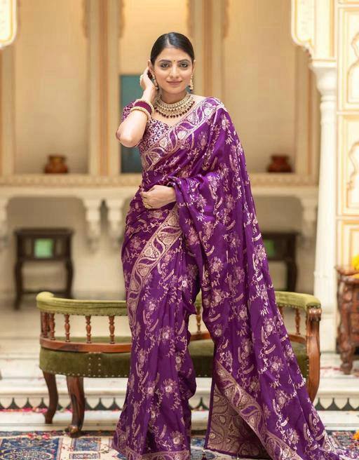 Soft Banarasi Silk Saree With Bewitching Blouse Piece