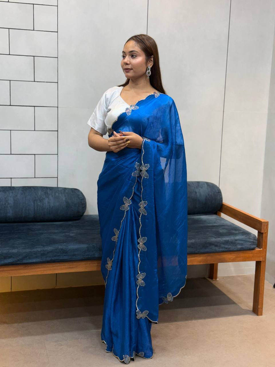 *BUTTERFLY 🦋 CUT DANA DIAMOND 💎 PANEL WORK SAREE* BLUE