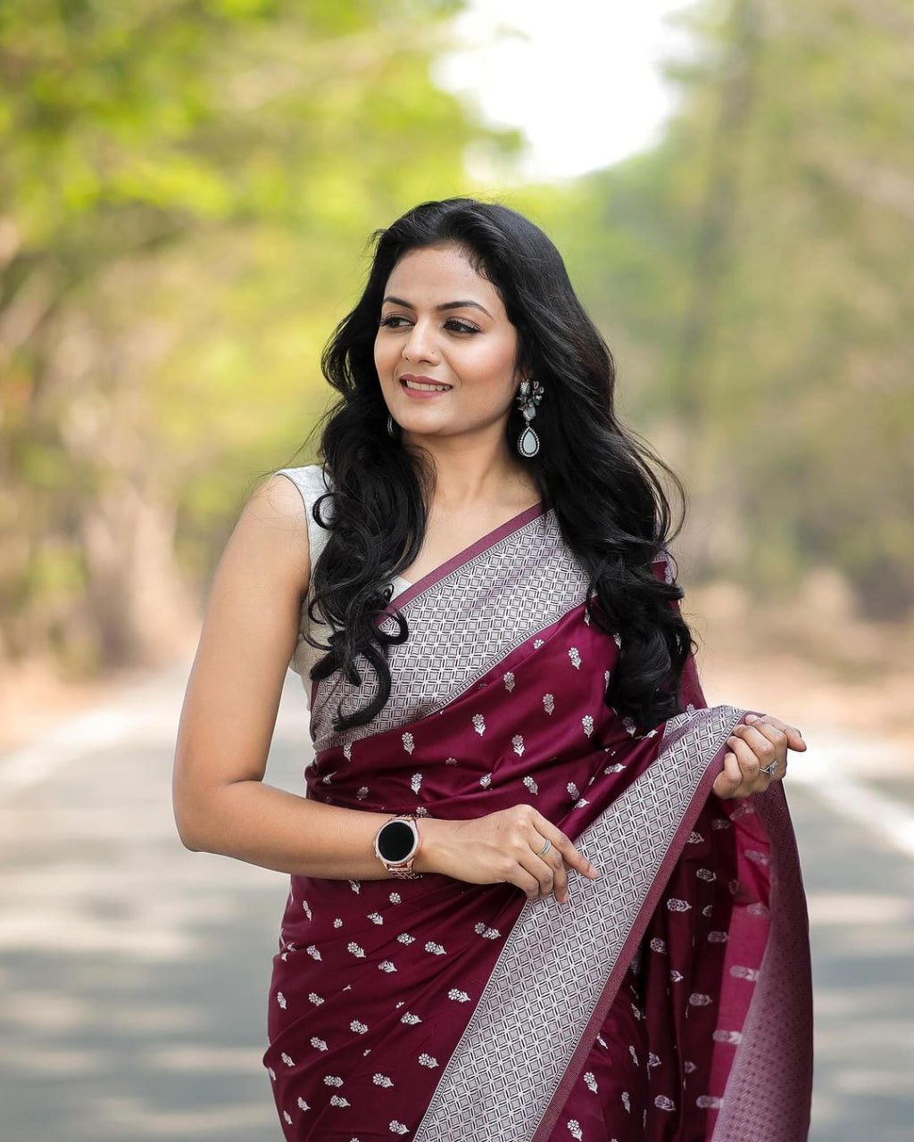 Flower Print Dark Pink  Saree with Tassels