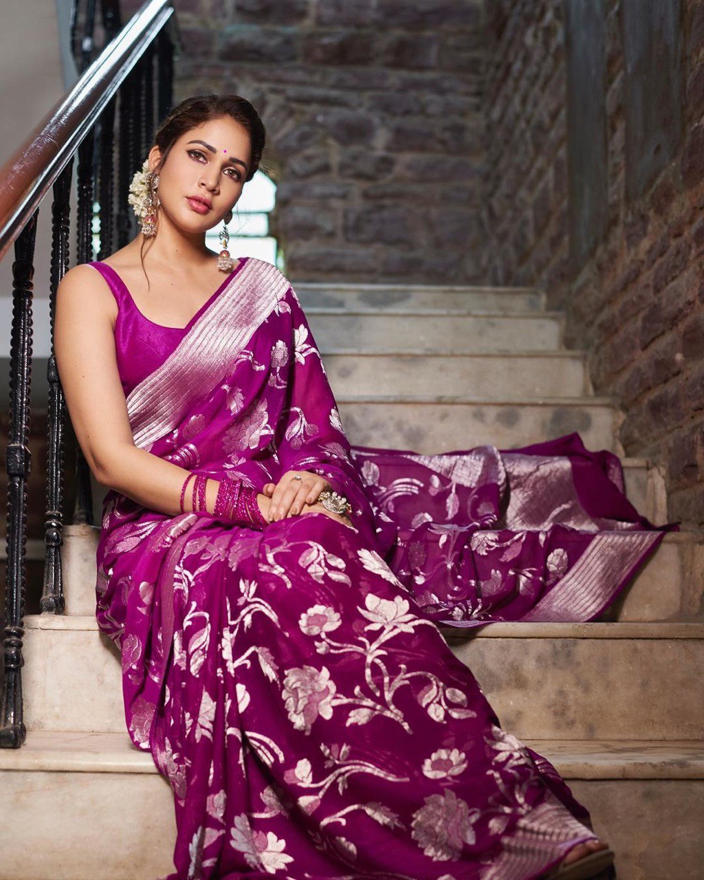 Purple Color Georgette Floral Litchi Silk Saree With Blouse Piece