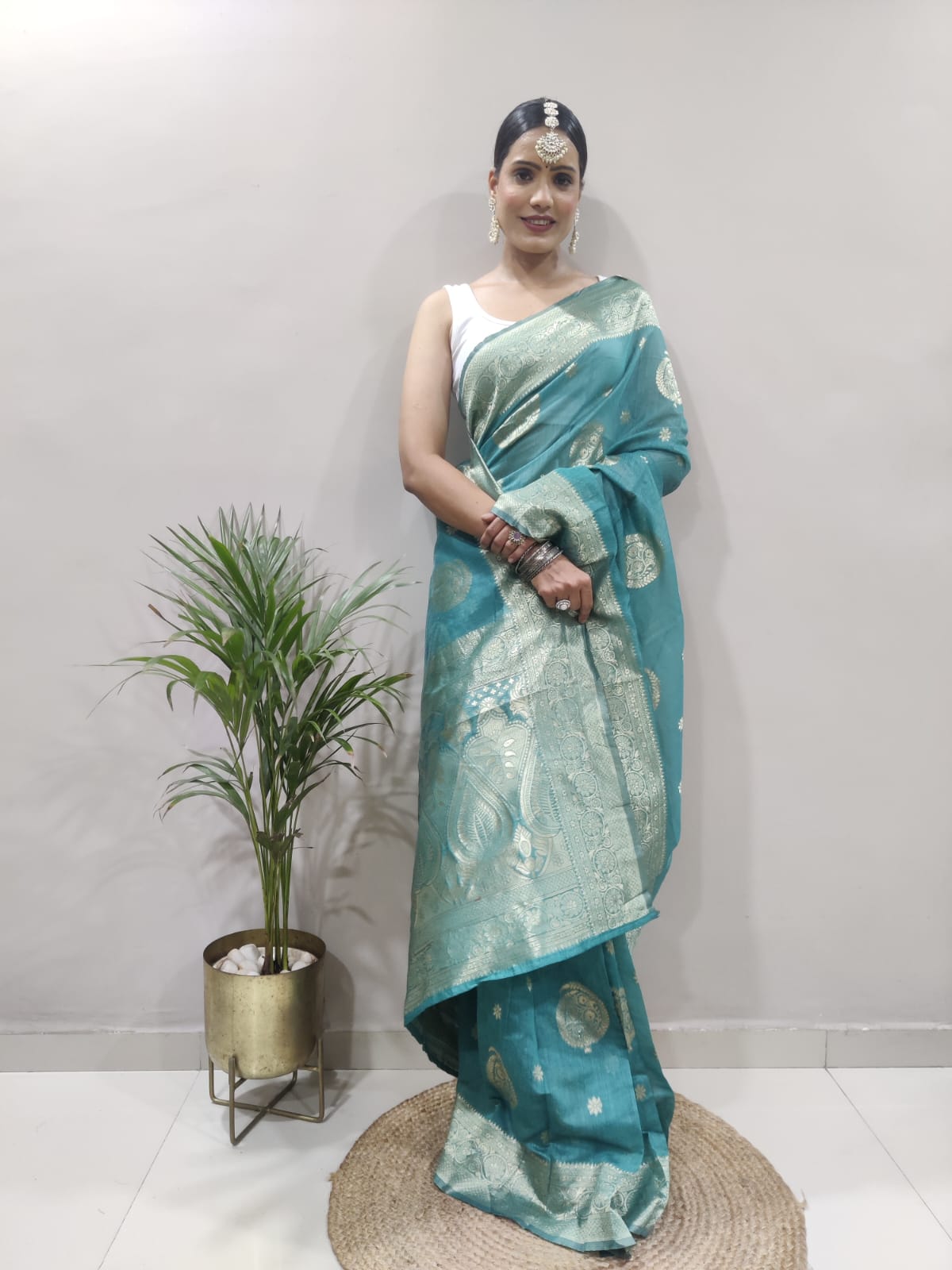 Aqua Green Colour 1-Min Jacquard Ready To Wear Saree With Blouse Piece