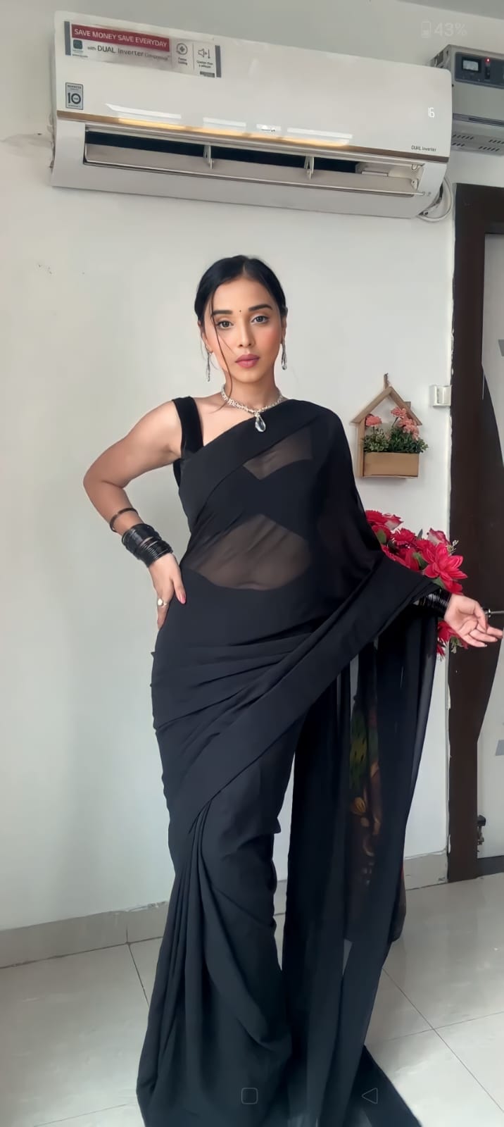 1-Min Georgette Ready To Wear Saree With Blouse Piece