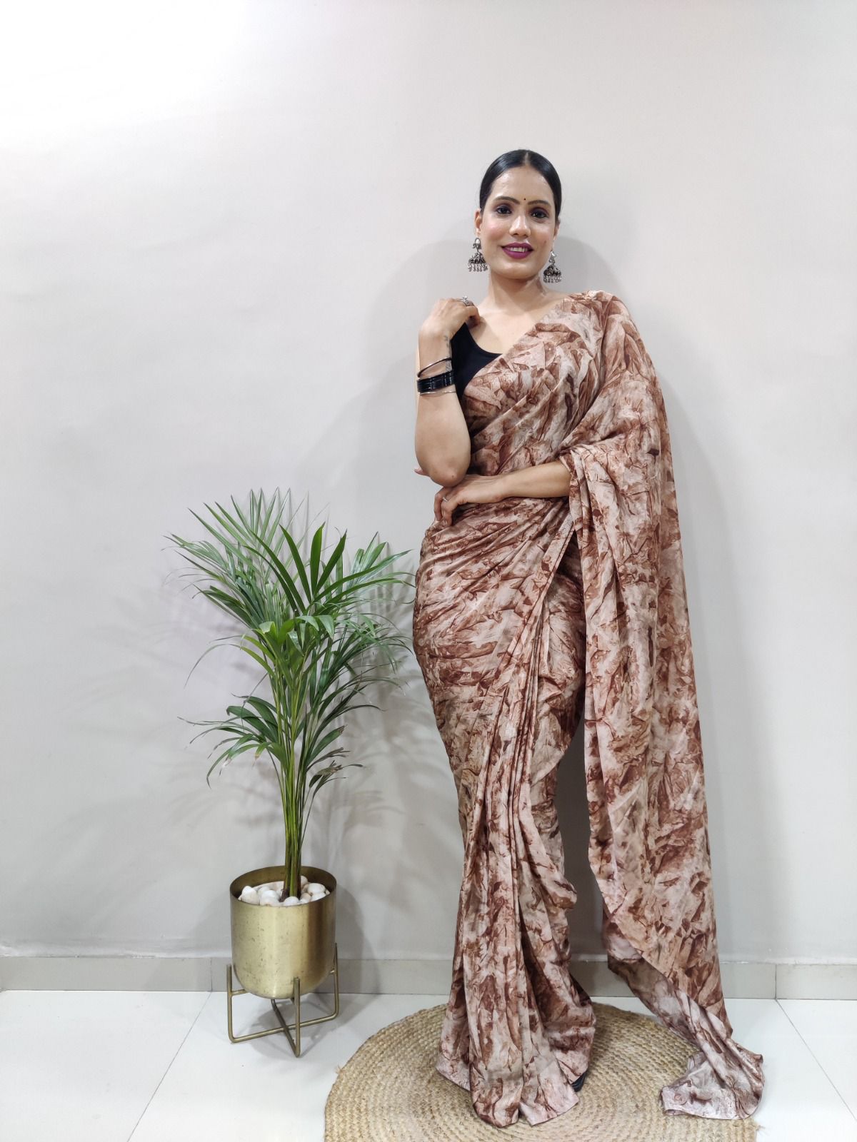 Party Wear 1-Min Georgette Ready To Wear Saree With Blouse Piece