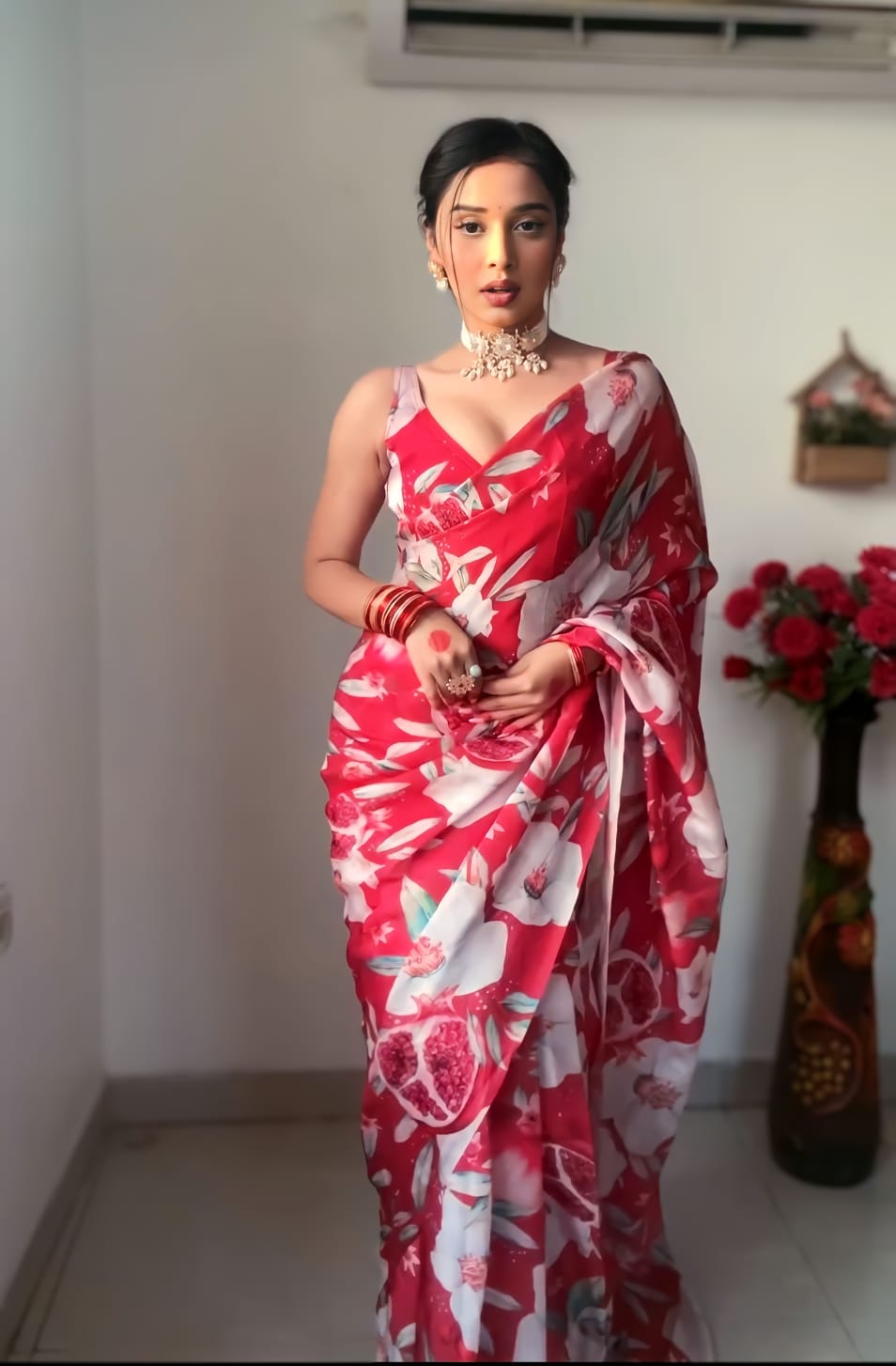 Red Colour 1-Min Georgette Ready To Wear Saree With Blouse Piece