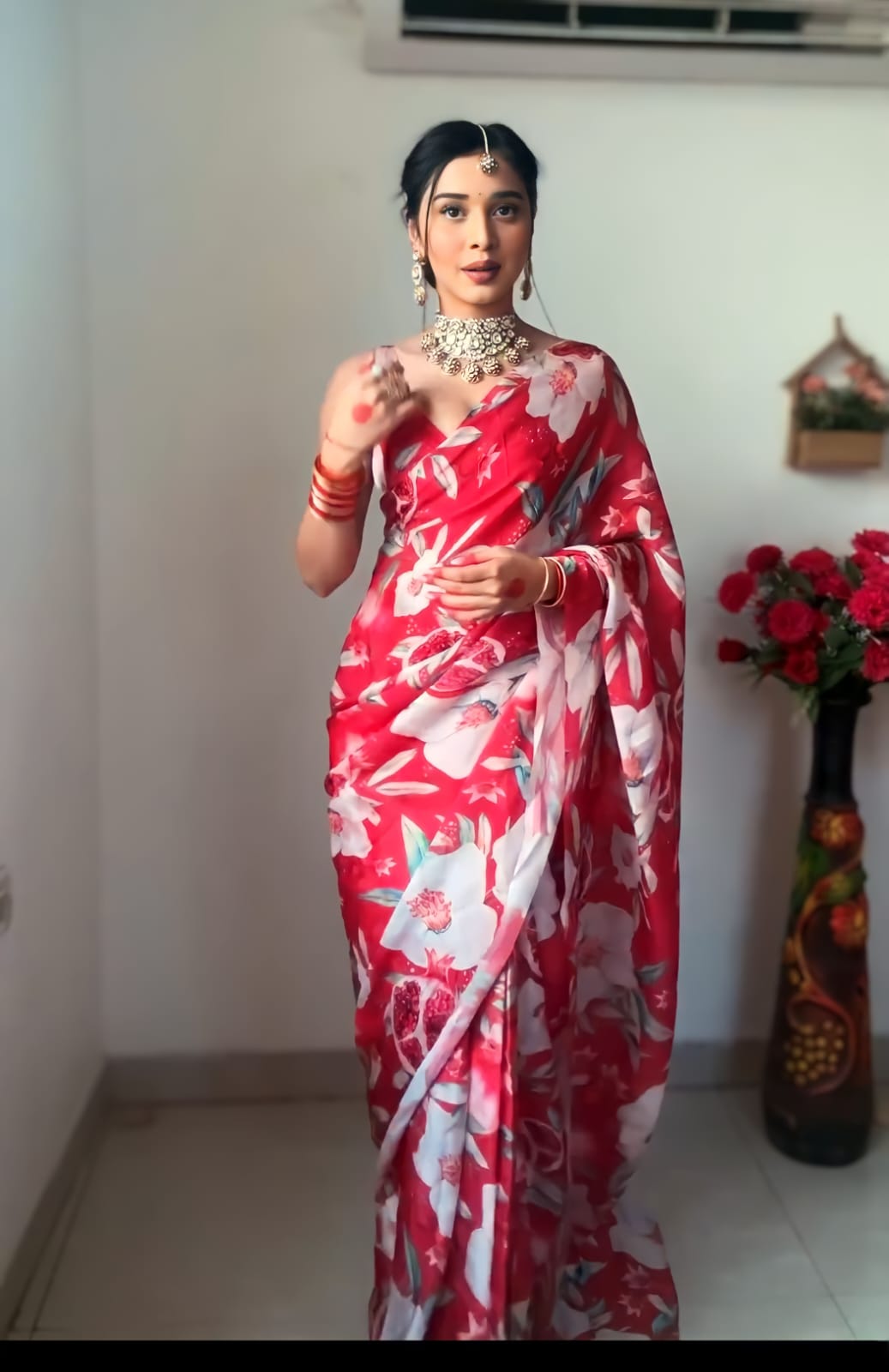 Red Colour 1-Min Georgette Ready To Wear Saree With Blouse Piece