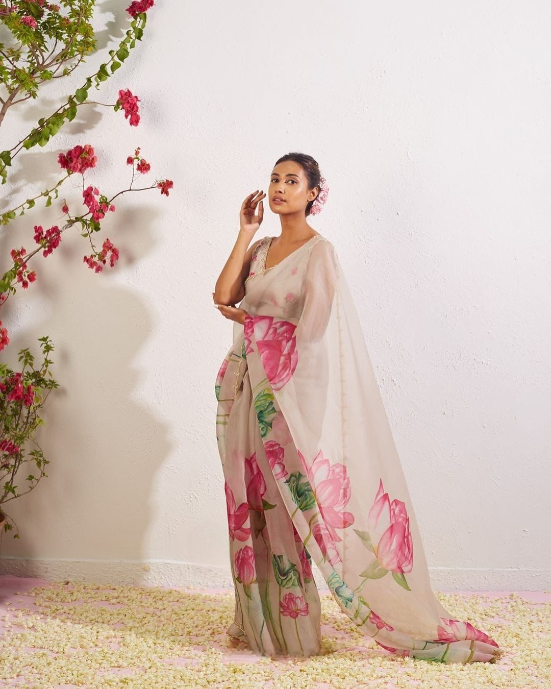 Elegant Floral Print and Beads Handwork Soft Organza Saree with Blouse