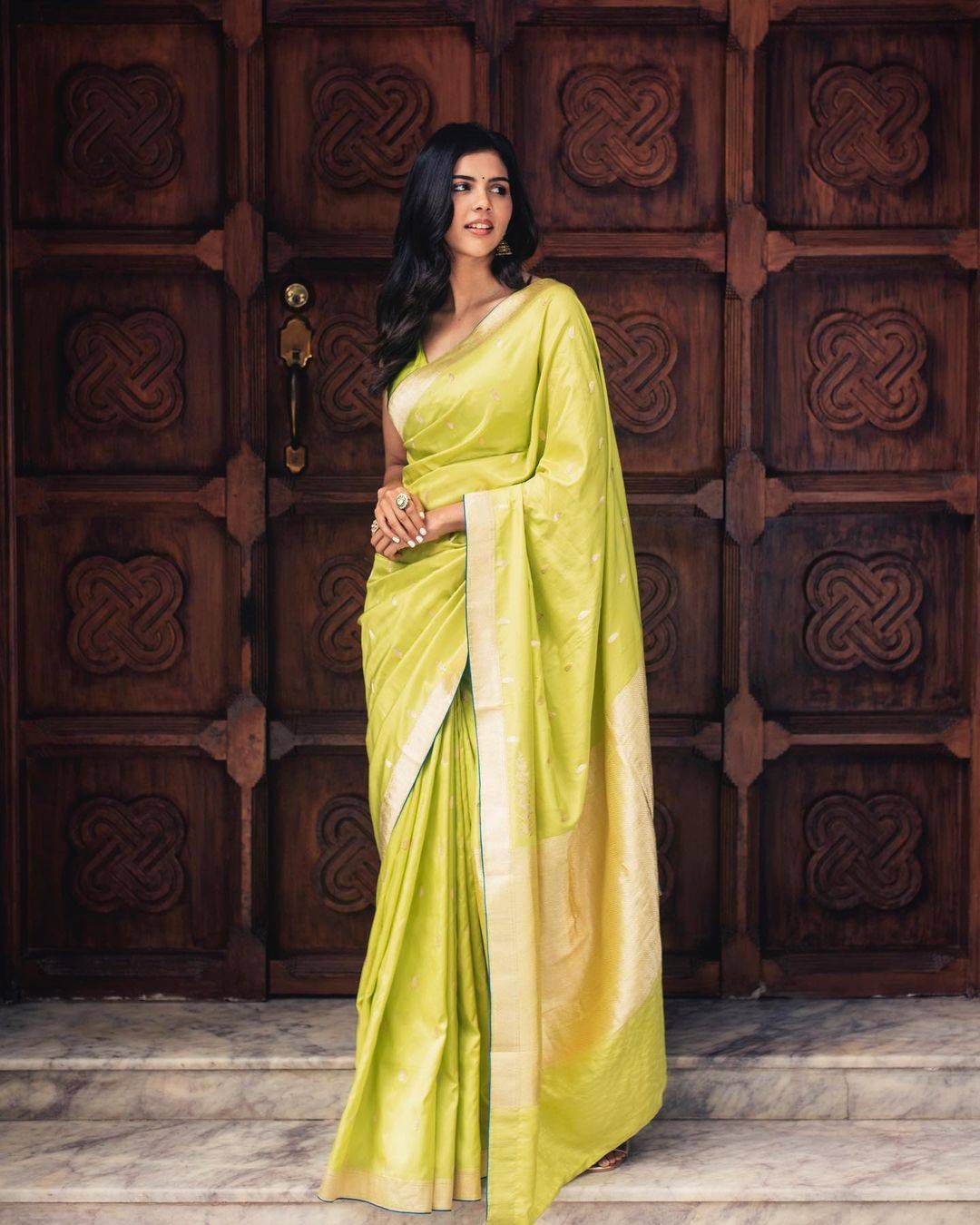 SOUTH SUPER HIT LICHI SILK SAREE