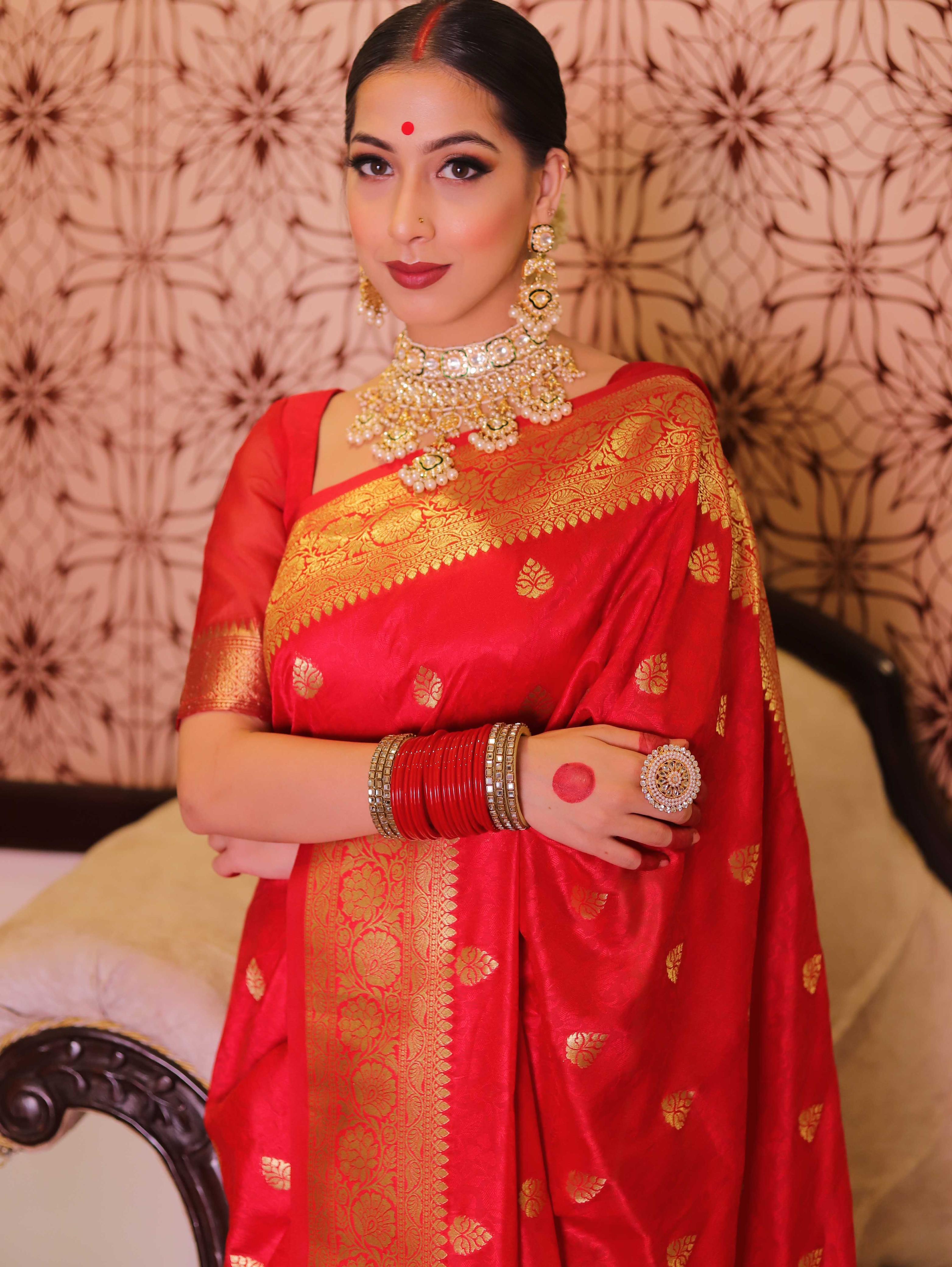 Floral Red&nbsp;Banarasi Saree with Contrast Border