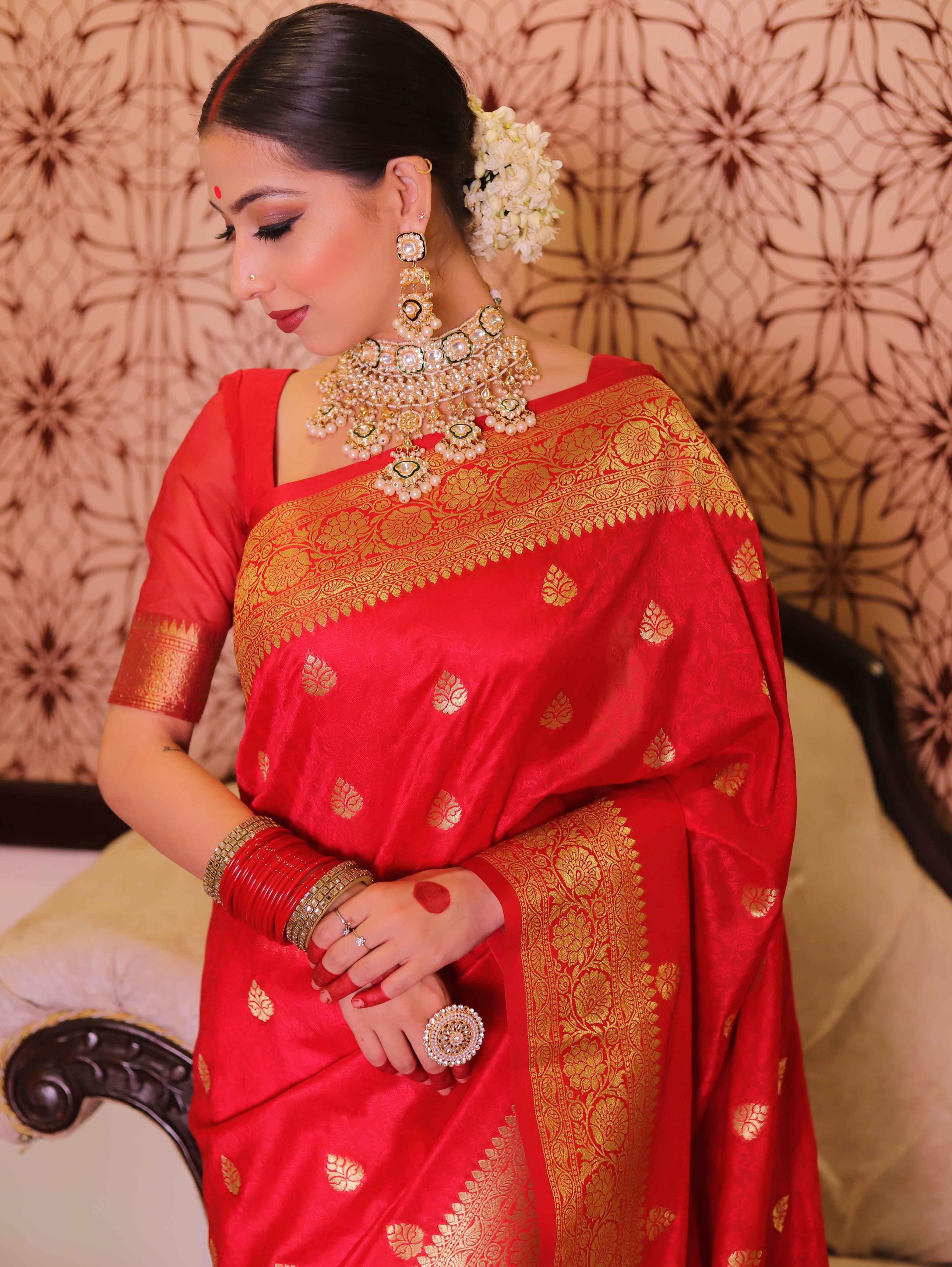 Floral Red&nbsp;Banarasi Saree with Contrast Border