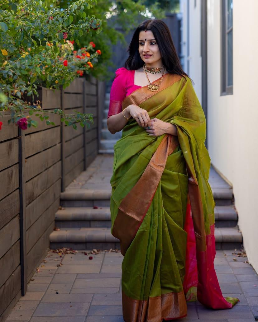 Green Women Saree With Zari Accent