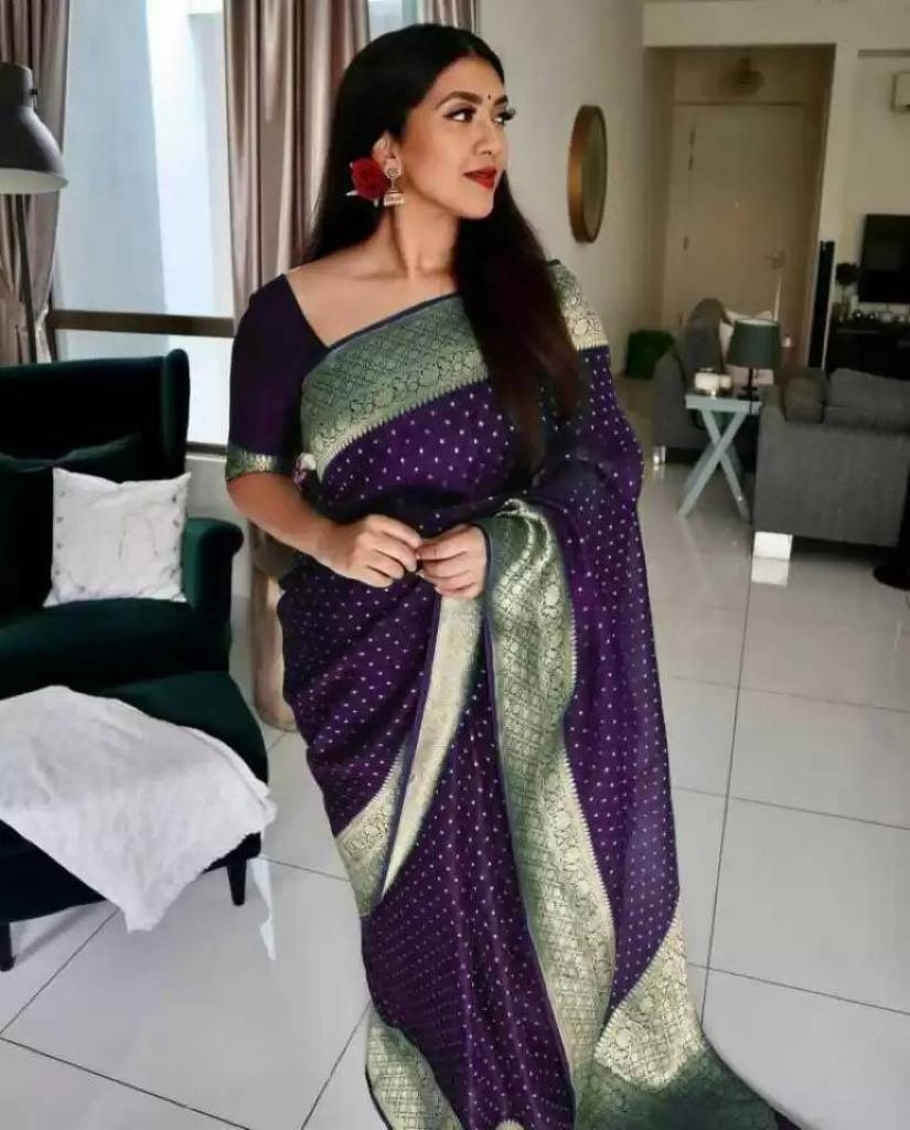 Women's Kanjivaram SoftS Silk Saree With Blouse Piece