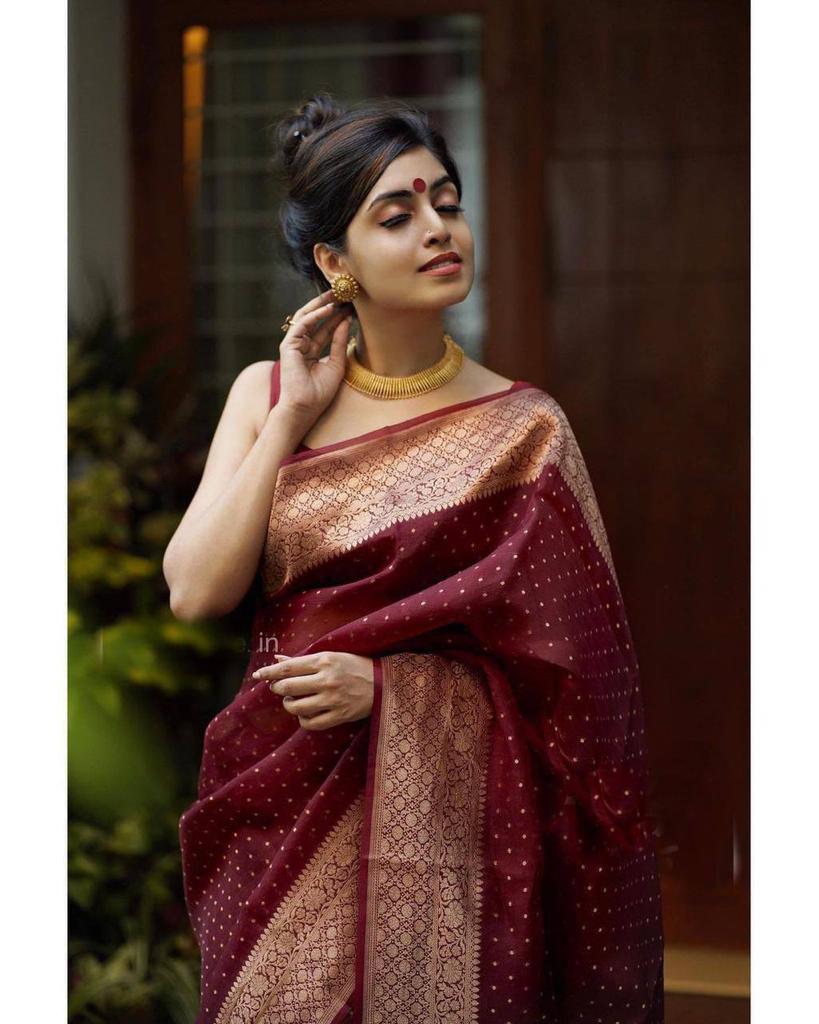 Women's Kanjivaram SoftS Silk Saree With Blouse Piece