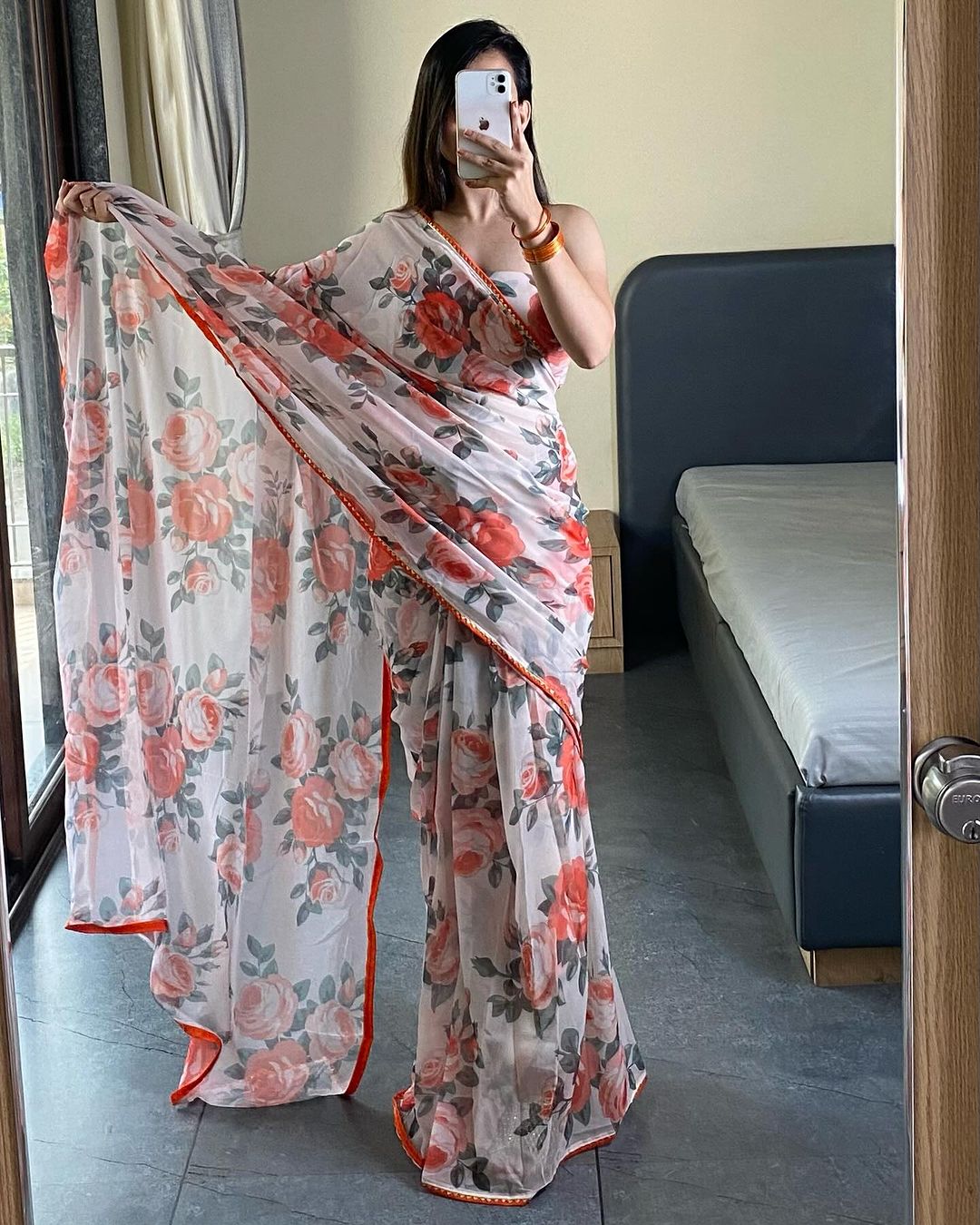 Sizzling 1-Minute Ready To Wear White Georgette Saree