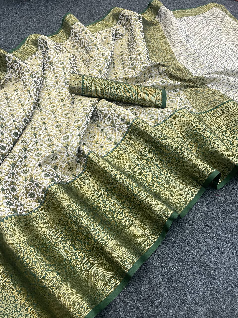 Pure Kanjivaram Silk Saree With Contrast Gold Zari Rich Weaving Pallu