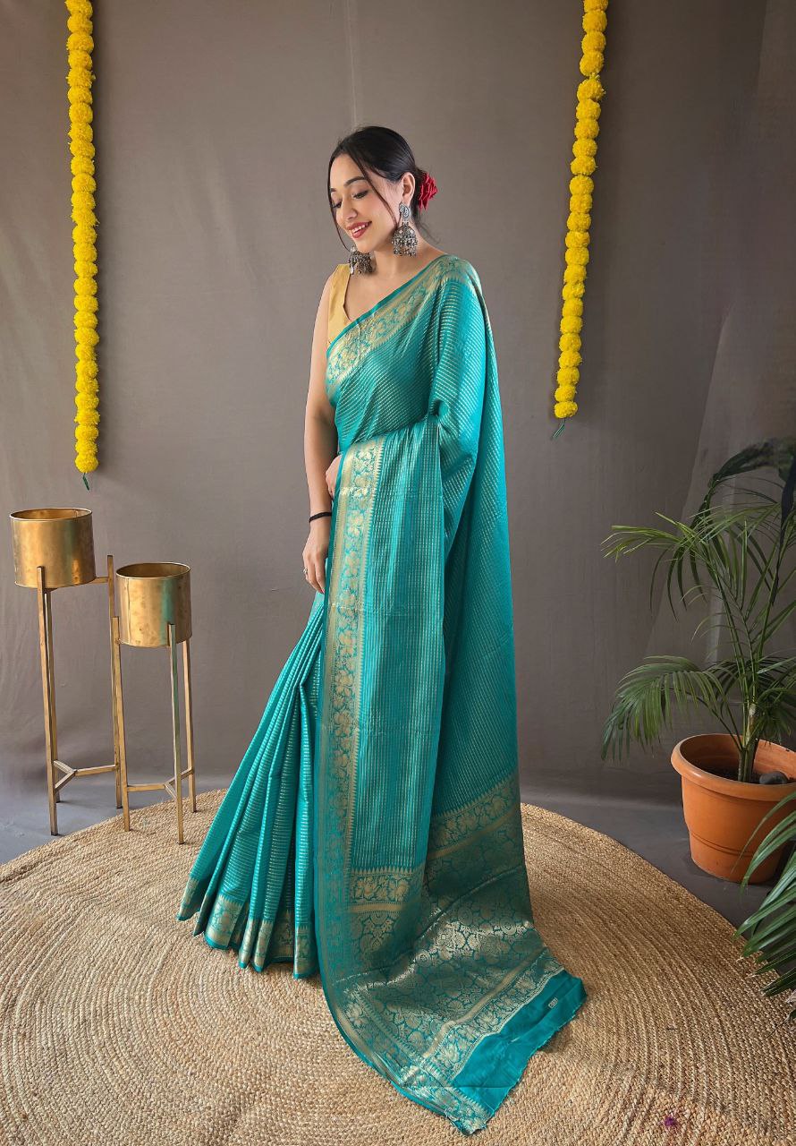 Green Soft Banarasi Silk Saree With Effervescent Blouse Piece