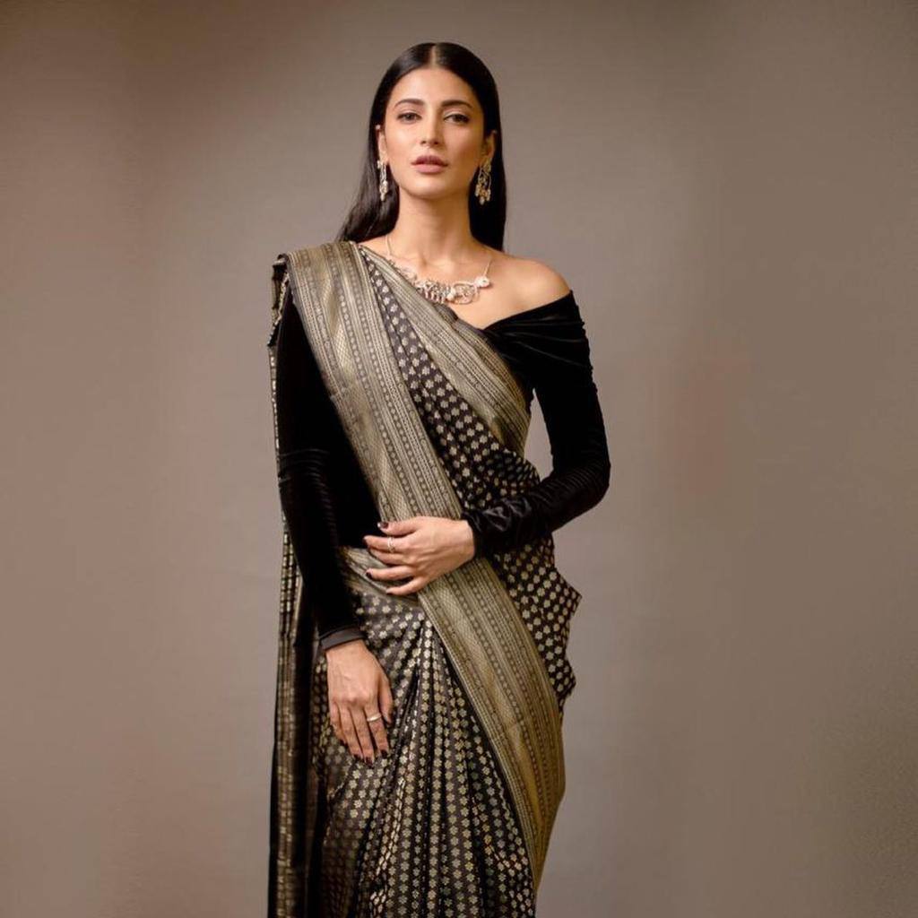 Stylish Black Colour Banarasi Litchi Silk Saree With Blouse Piece